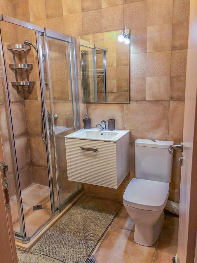 Private Apartment In Cypress Complex 15 ヴァルナ エクステリア 写真