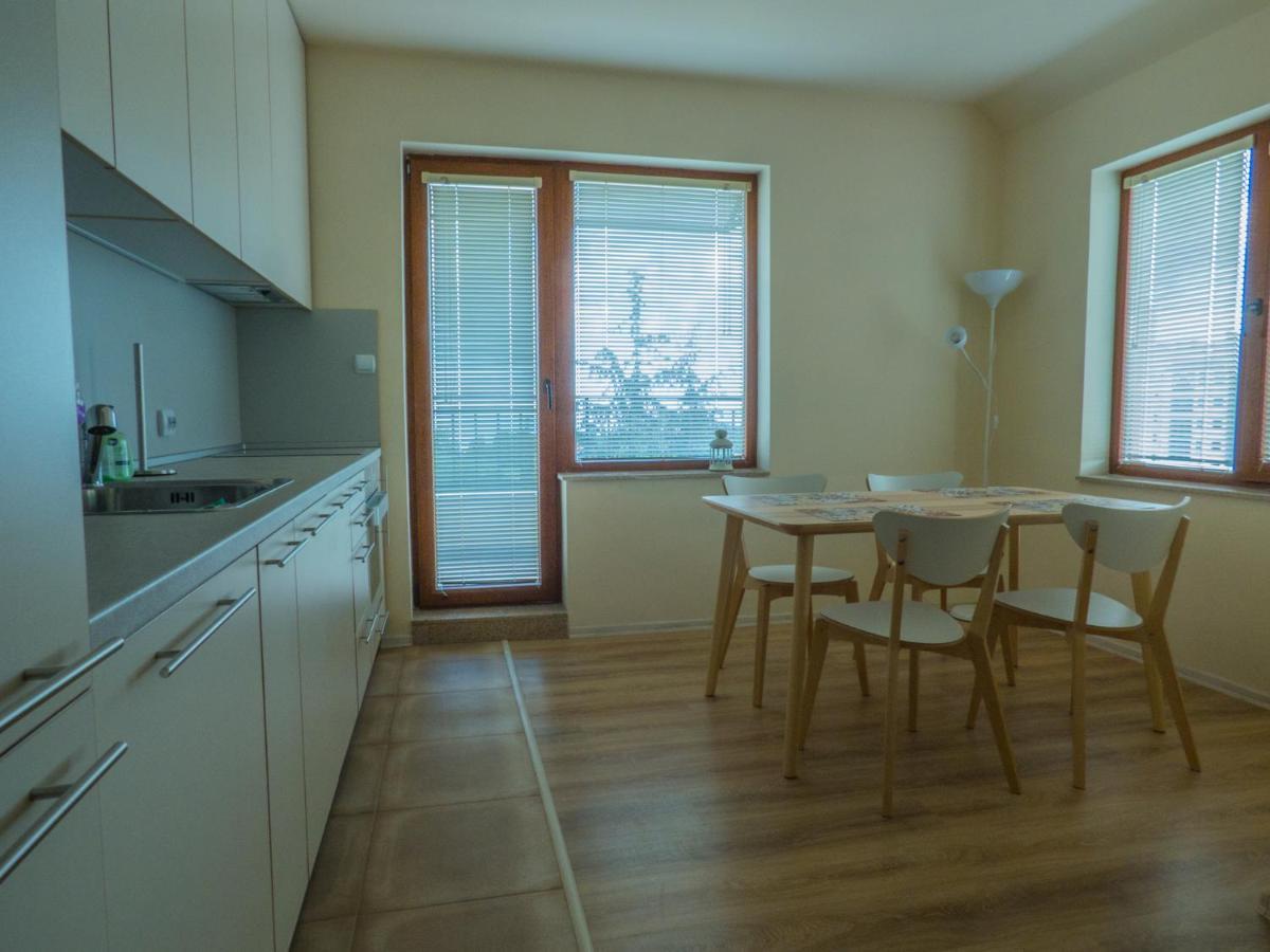 Private Apartment In Cypress Complex 15 ヴァルナ エクステリア 写真