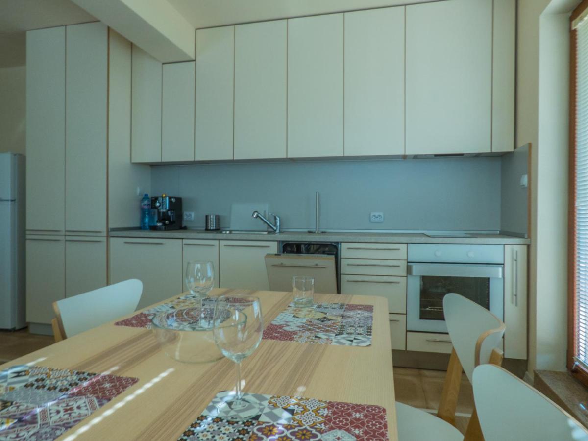 Private Apartment In Cypress Complex 15 ヴァルナ エクステリア 写真